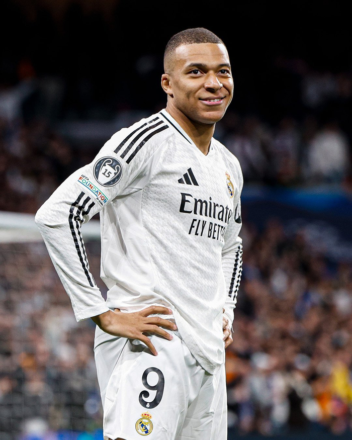 杜兰特连续得分，引领全队节奏（杜兰特连连取分，带动全队节奏）