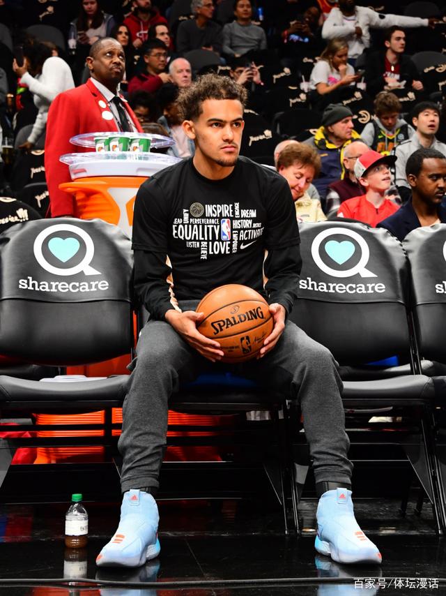 官方：加布里埃尔因伤退出巴西队，阿森纳铁卫右大腿肌肉拉伤（官方：阿森纳中卫加布里埃尔右大腿肌肉拉伤，退出本期巴西队名单）