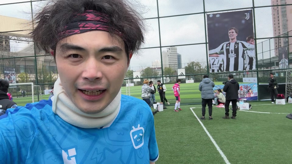 😂鲁尼：陪4个儿子看了4遍儿童节目，忍无可忍我便去结扎了（鲁尼自述：陪四个儿子看儿童节目四遍后，我选择结扎）