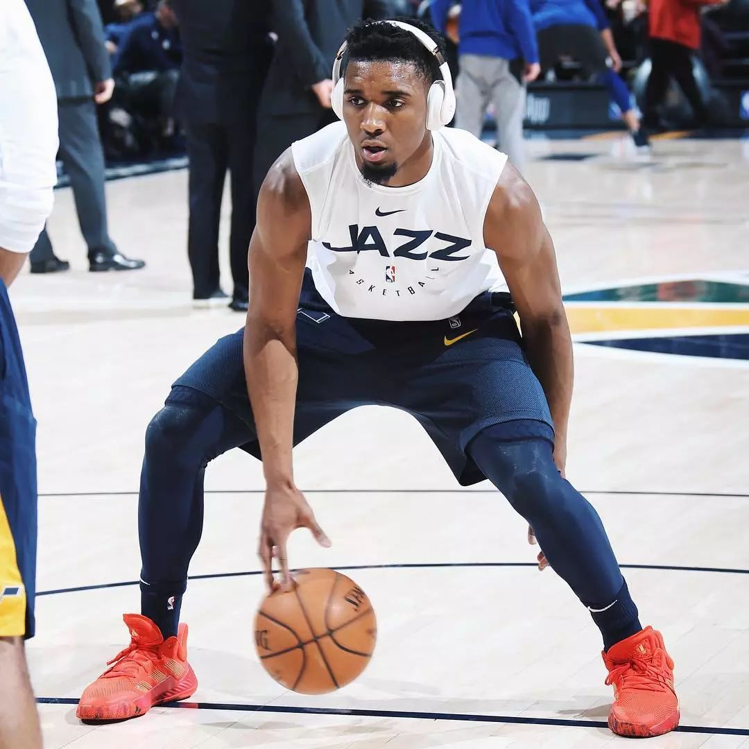 泰州队主帅：曾被贴上傀儡标签，如今炼就笑对所有风雨的底气（泰州队主帅：从“傀儡”标签到笑迎风雨的底气）